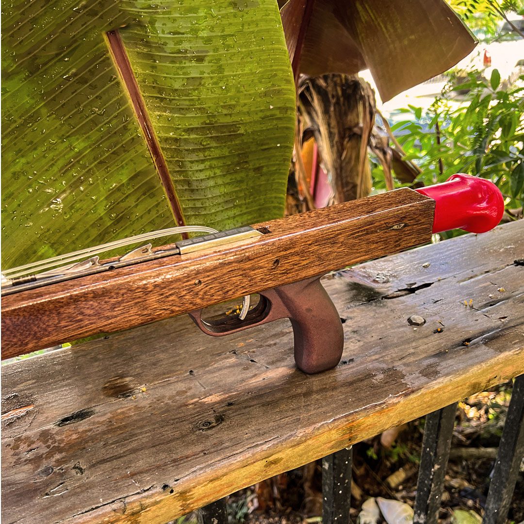 Jakes 60 Tribute — wood grain detail, Booth Spearguns